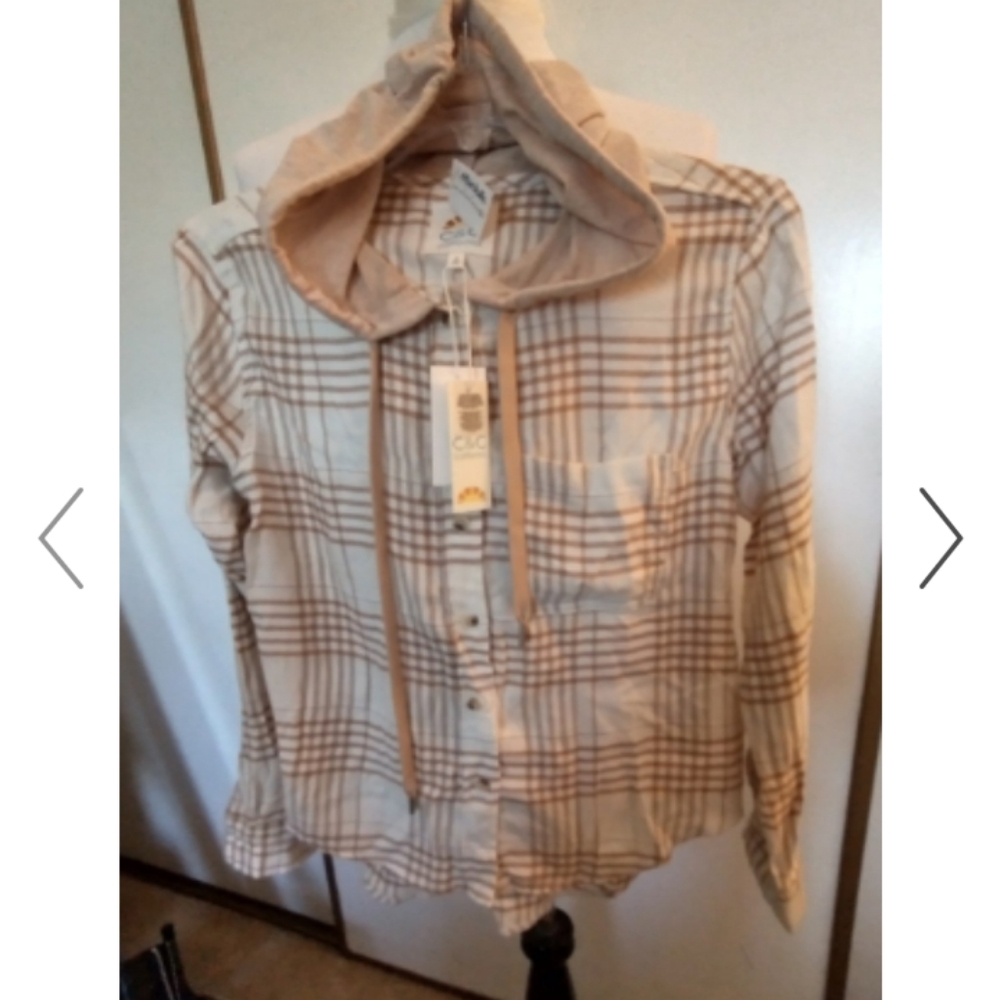 NWT C&C California Shacket - Picture 7 of 13